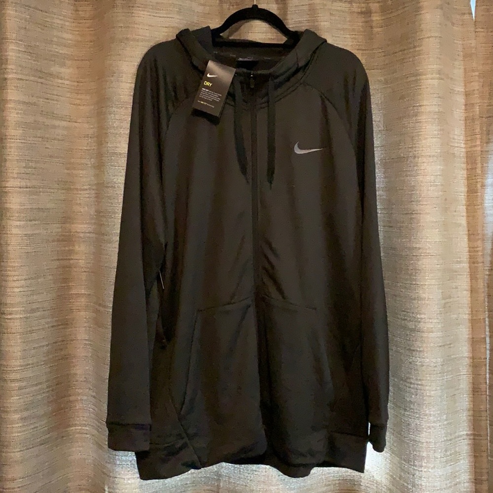 Men’s Nike Dri-Fit zip up XXL